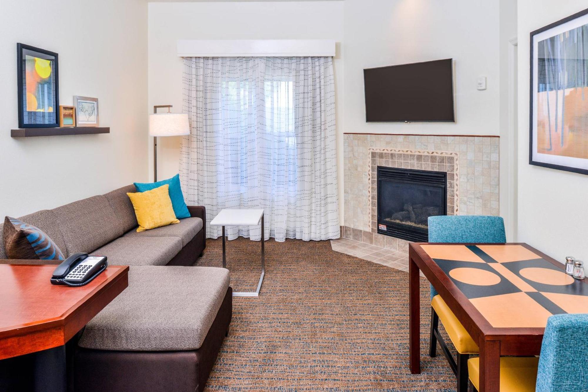 Residence Inn Waynesboro Bagian luar foto